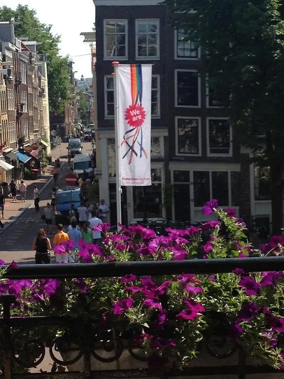 Bed and Breakfast Bij Tijn Op De Gracht à Amsterdam 0*,