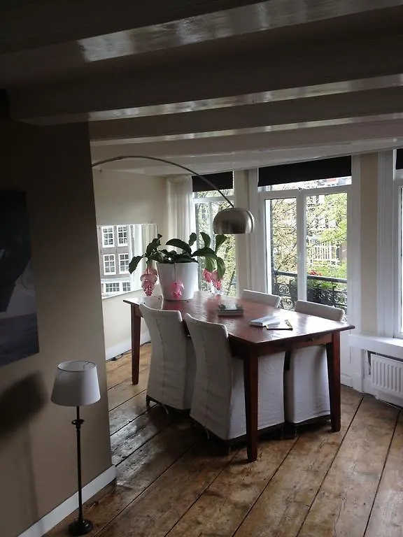 Bed and Breakfast Bij Tijn Op De Gracht à Amsterdam