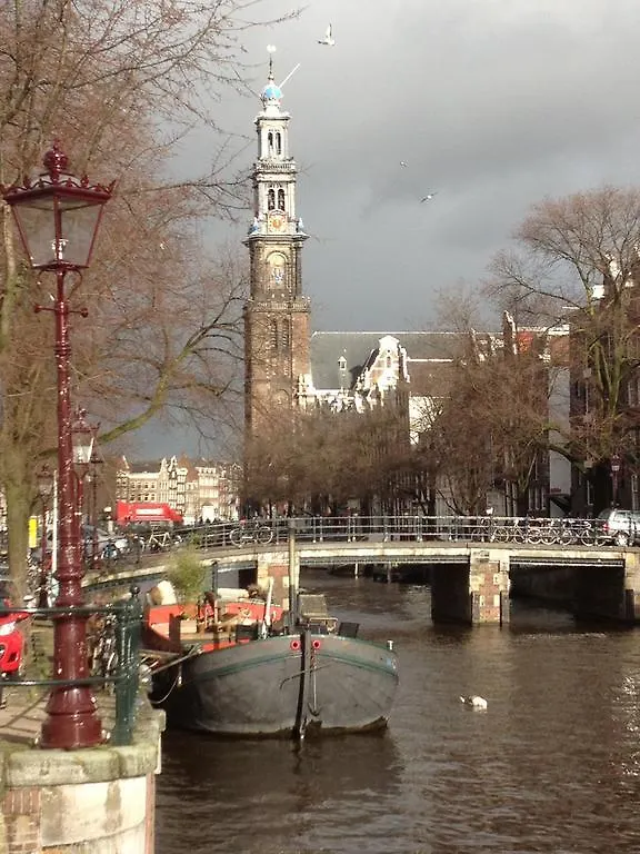 Couette-café Bed and Breakfast Bij Tijn Op De Gracht à Amsterdam