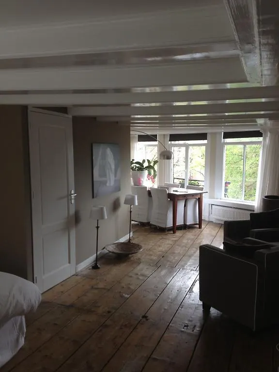 Bed and Breakfast Bij Tijn Op De Gracht Amsterdam 0*,